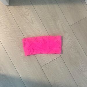 Vibrant Pink Bandeau Top from skims size small! Brand new